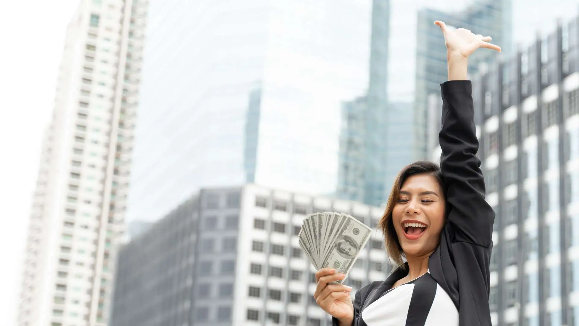 How Using a Cash Advance App with No Subscription Can Help Bridge a Paycheck Gap, And What to Watch Out For