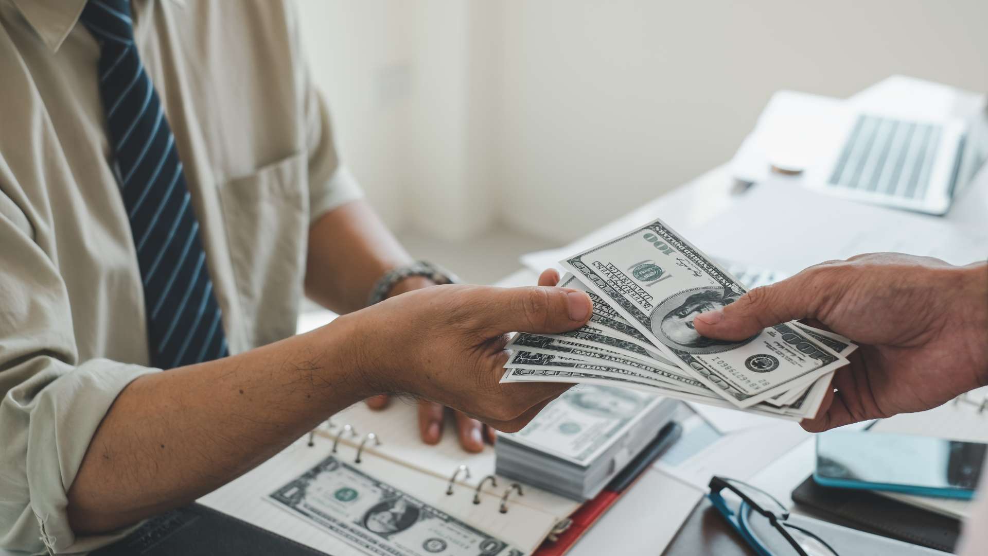 How to Get a Low Interest Loan from Axos