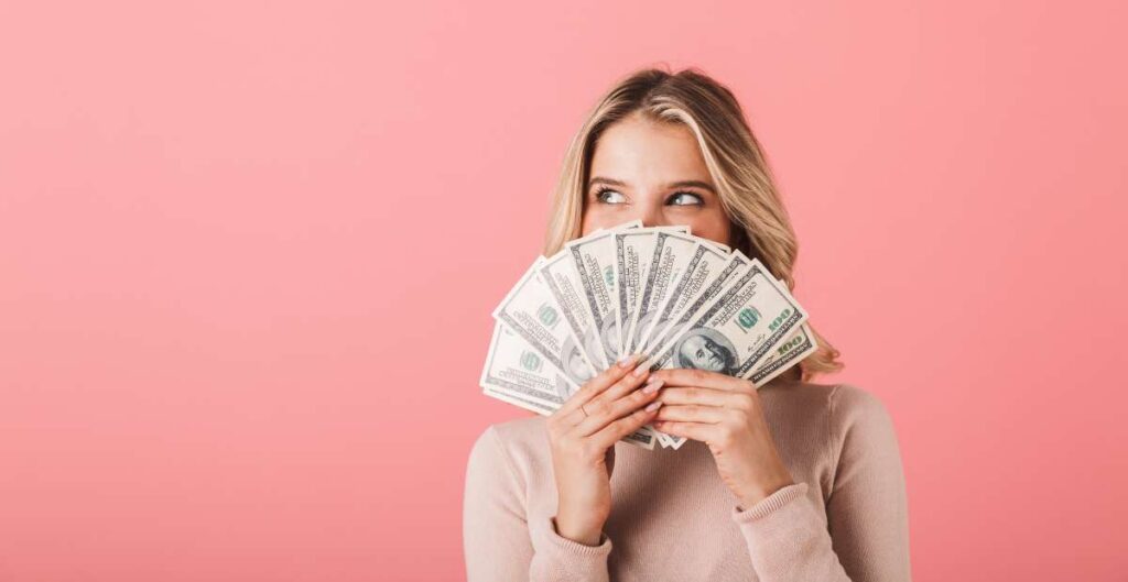 How Instant Cash Advance Apps Empower Low-Income Workers